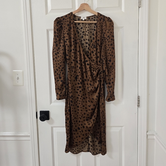 LPA Fabrizia Animal Printed Satin Wrap Midi Dress Size S - Picture 2 of 7